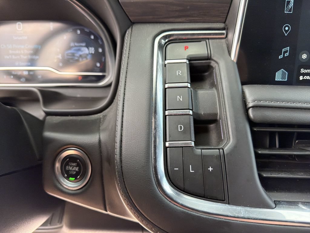 Used 2024 Chevrolet Tahoe LT AWD/4WD image 23
