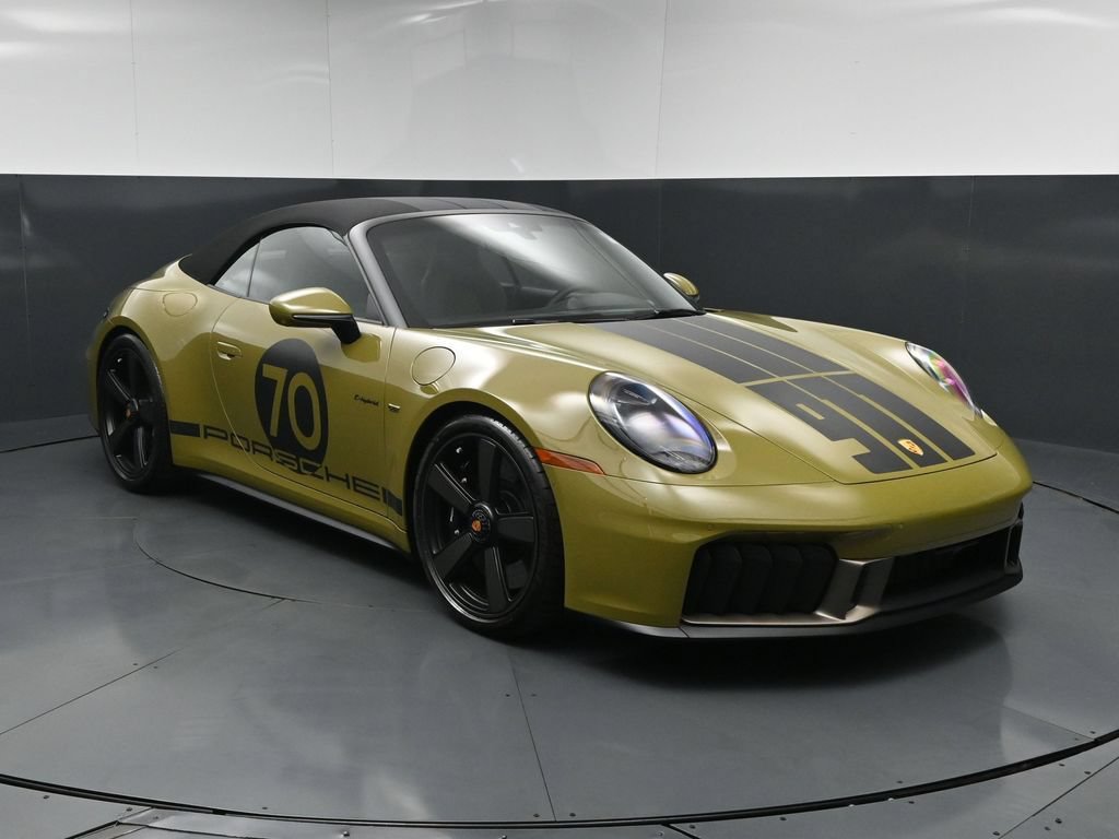Certified 2026 Porsche 911 GTS RWD image 19