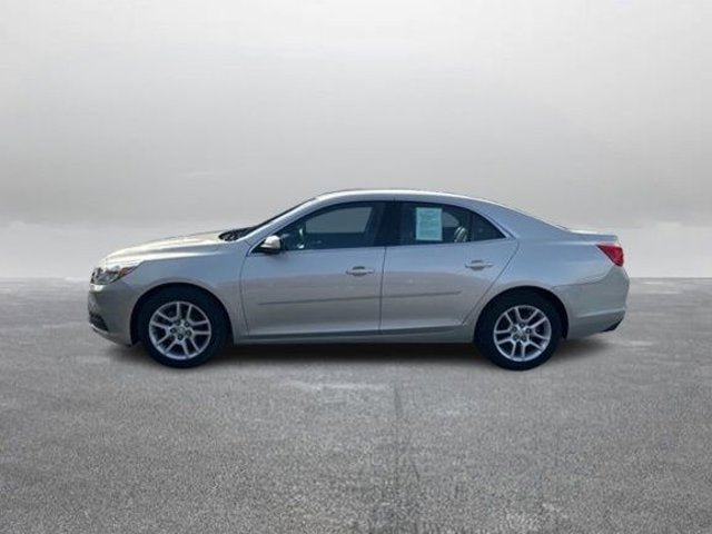 Used 2015 Chevrolet Malibu LT w/ Power Convenience Package FWD image 5