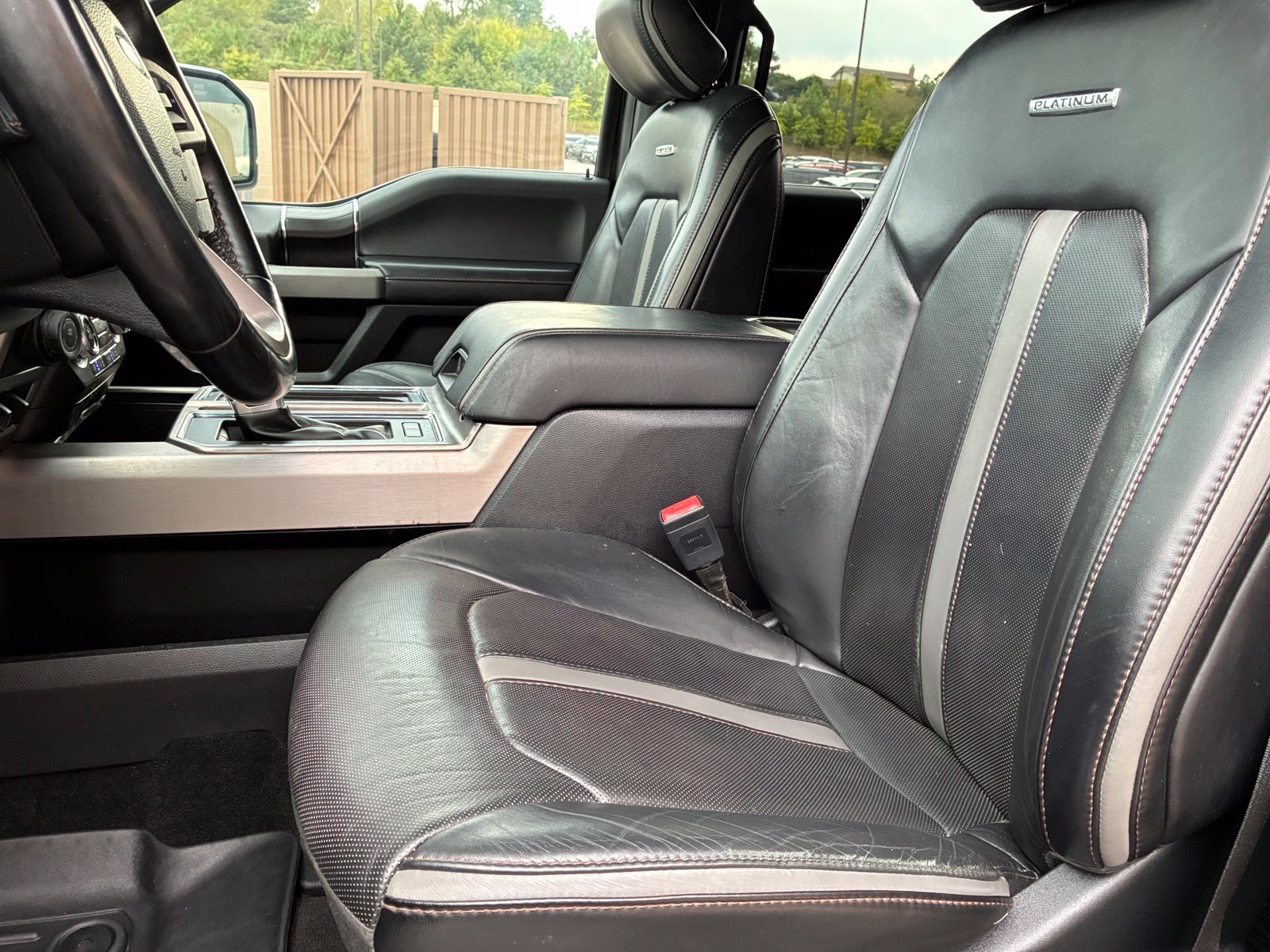Used 2018 Ford F150 Platinum w/ Equipment Group 701A Luxury AWD/4WD image 13