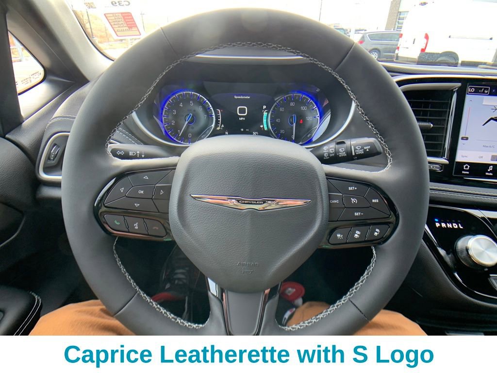 New 2026 Chrysler Pacifica Select w/ S Appearance Package AWD/4WD image 15