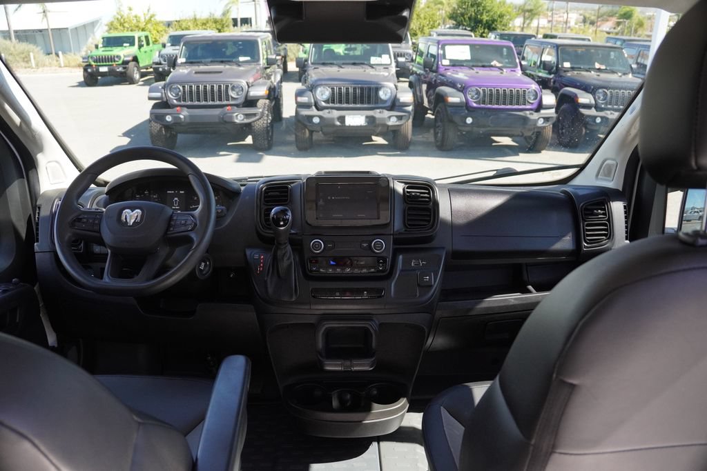 Used 2024 RAM ProMaster 2500 w/ Convenience Group FWD image 32