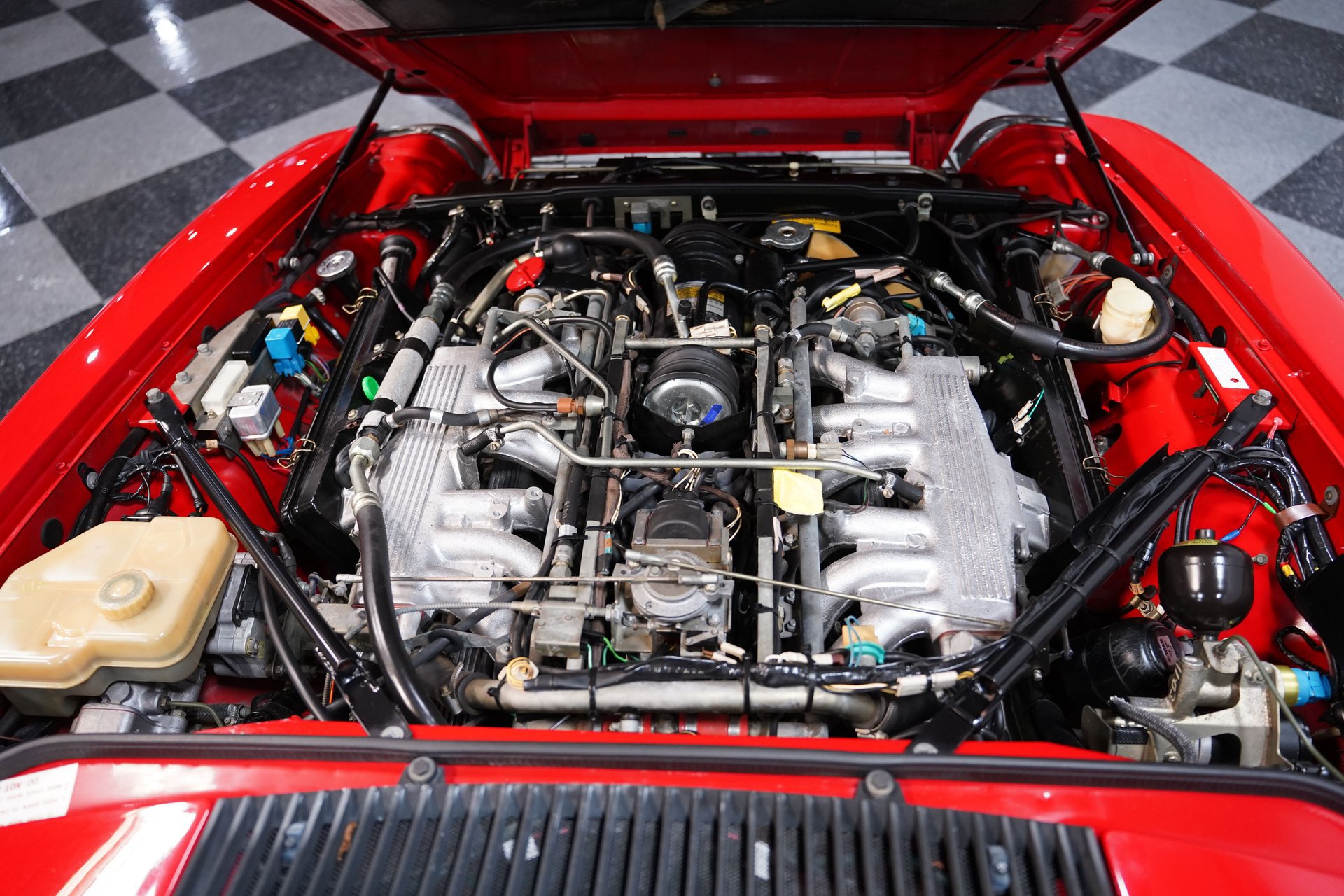 Used 1991 Jaguar XJS V12 Convertible RWD image 3