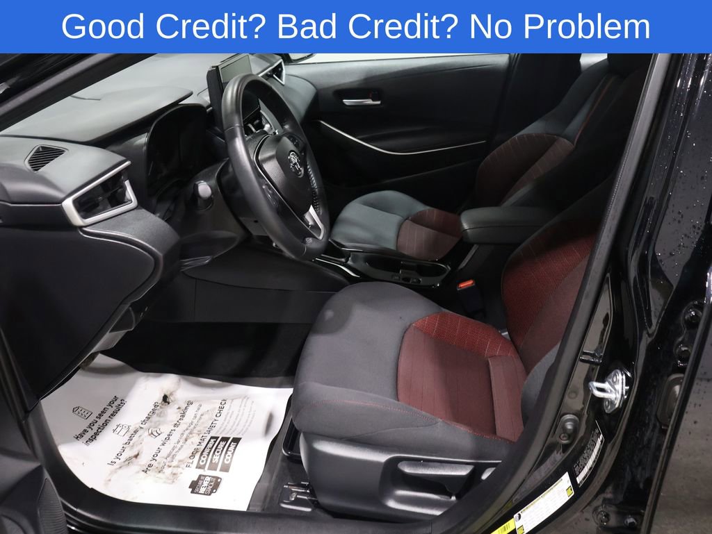 Used 2025 Toyota Corolla SE image 6