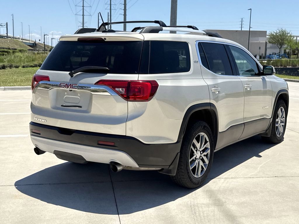 Used 2017 GMC Acadia SLT FWD image 11