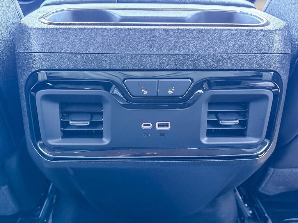 Certified 2025 GMC Sierra 2500 AT4 w/ AT4 Premium Plus Package AWD/4WD image 23