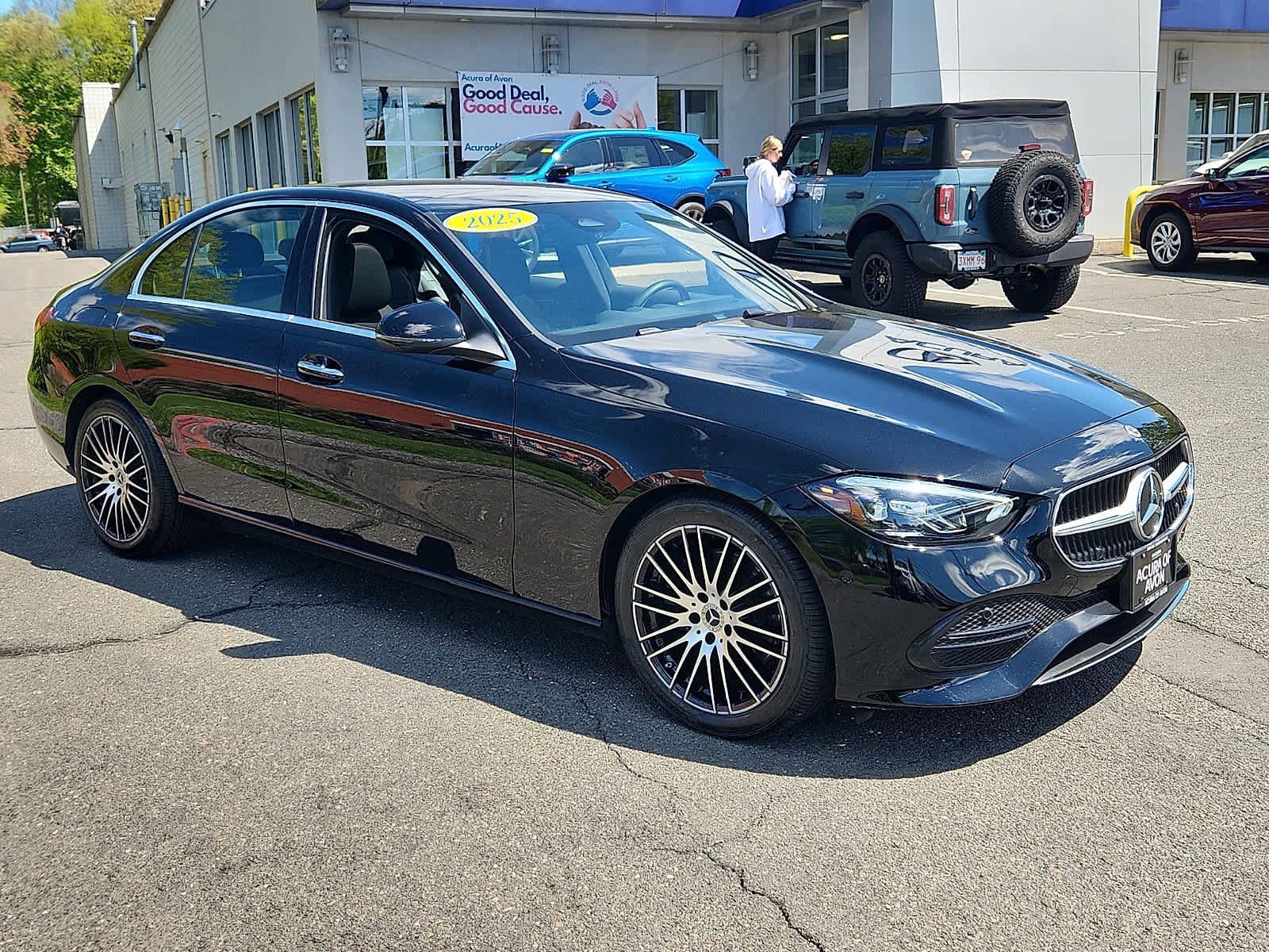 Used 2025 Mercedes-Benz C 300 4MATIC Sedan image 4