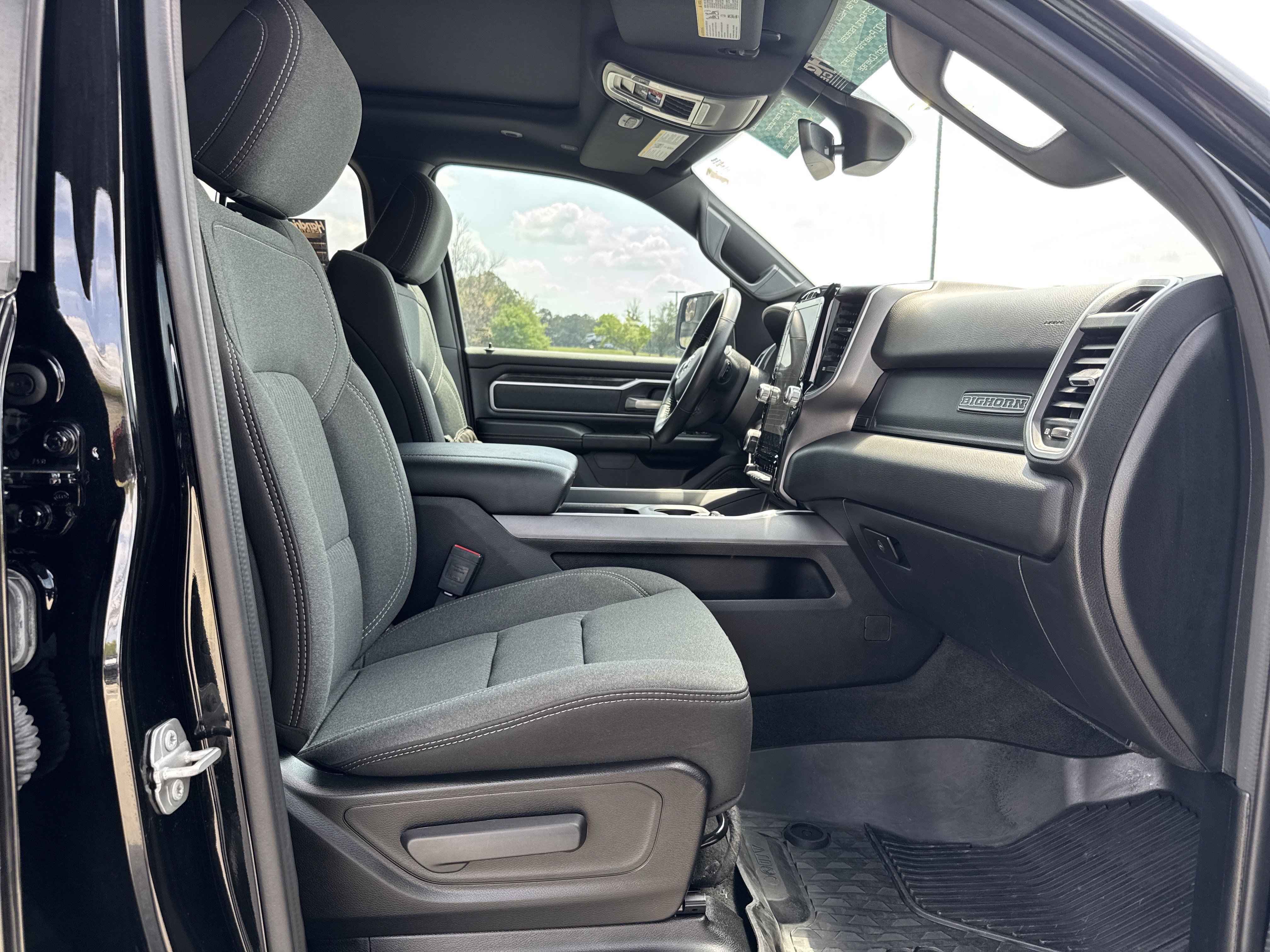 Used 2023 RAM 1500 Big Horn image 29
