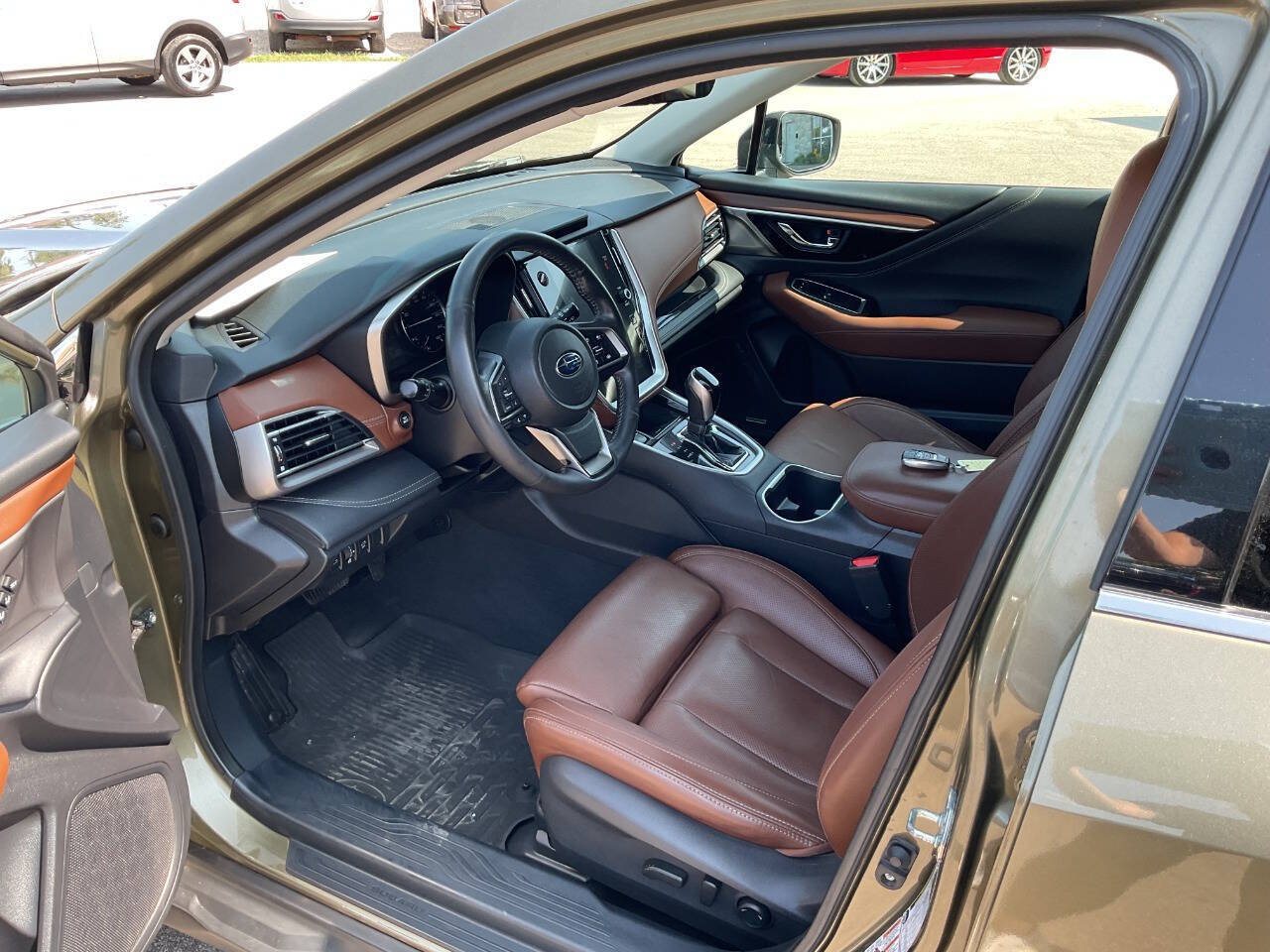 Used 2020 Subaru Outback Touring w/ Popular Package #2 AWD/4WD image 15
