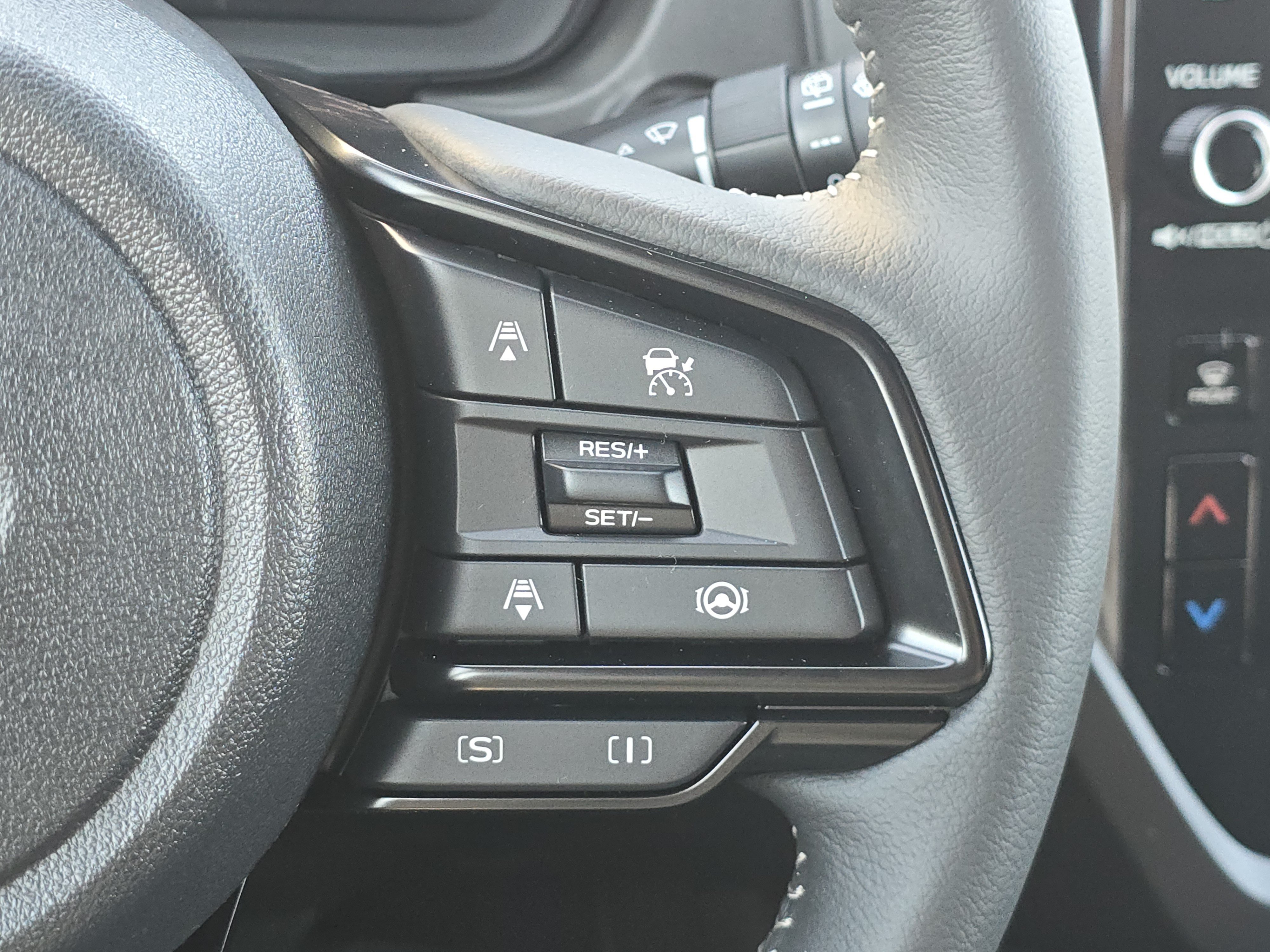 New 2026 Subaru Forester Premium AWD/4WD image 25