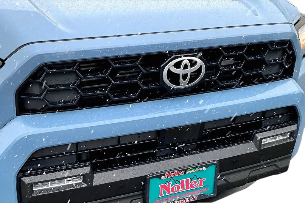 Used 2025 Toyota 4Runner TRD Off-Road AWD/4WD image 25