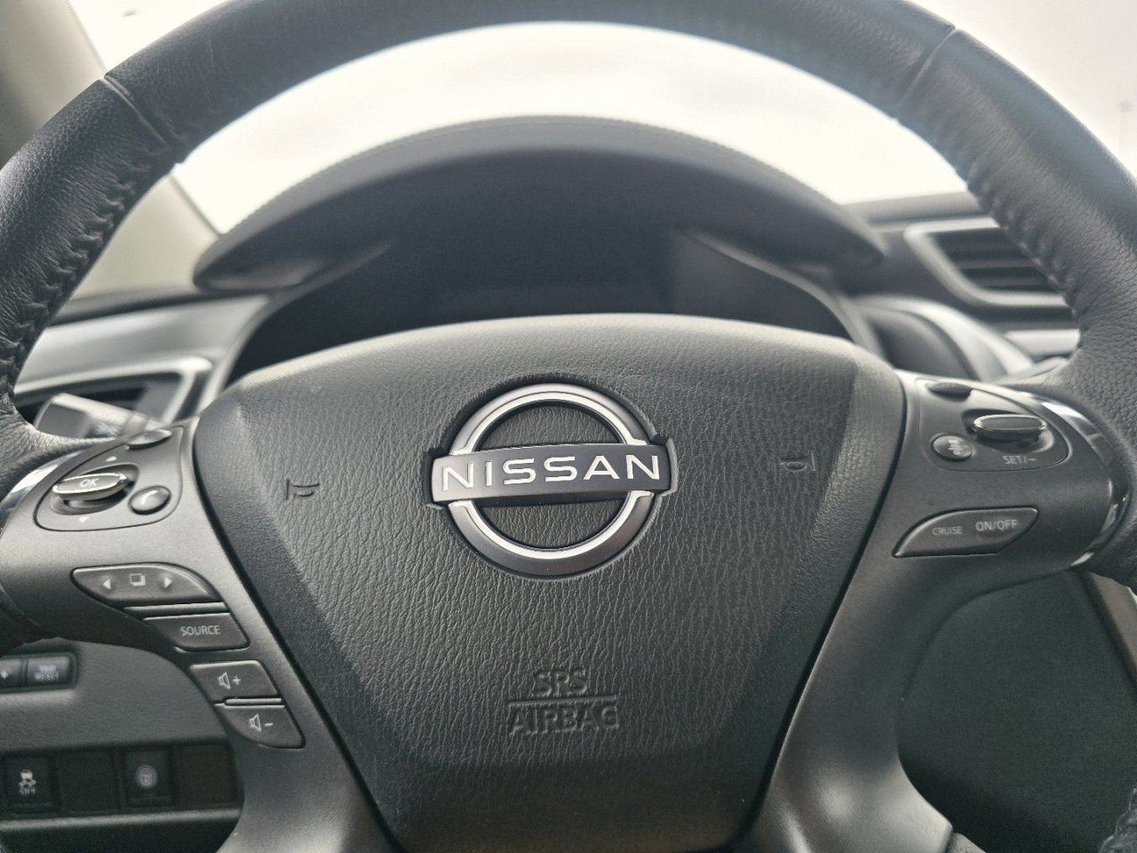 Used 2024 Nissan Murano SV image 19