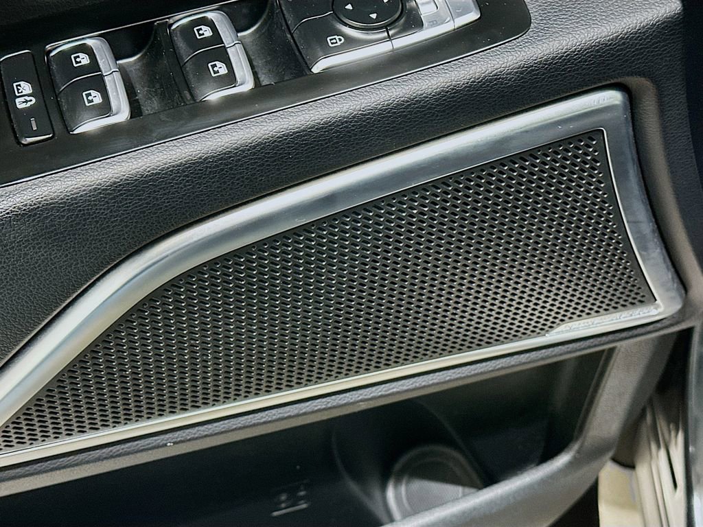 Used 2022 Kia Telluride SX w/ SX Prestige Package AWD/4WD image 19