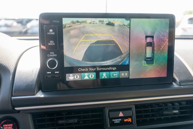 Used 2025 Honda Pilot Black Edition image 29