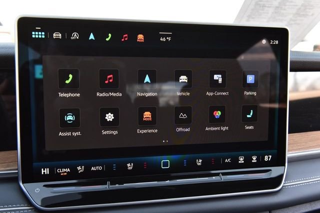 Certified 2026 Volkswagen Tiguan SEL R-Line image 15