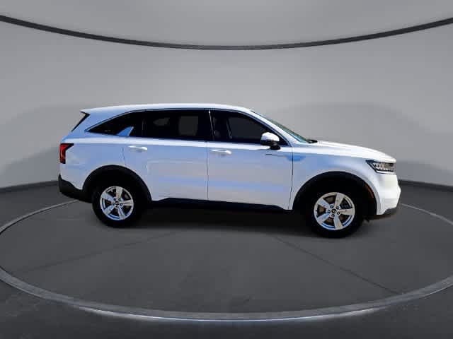 Used 2021 Kia Sorento LX FWD image 9