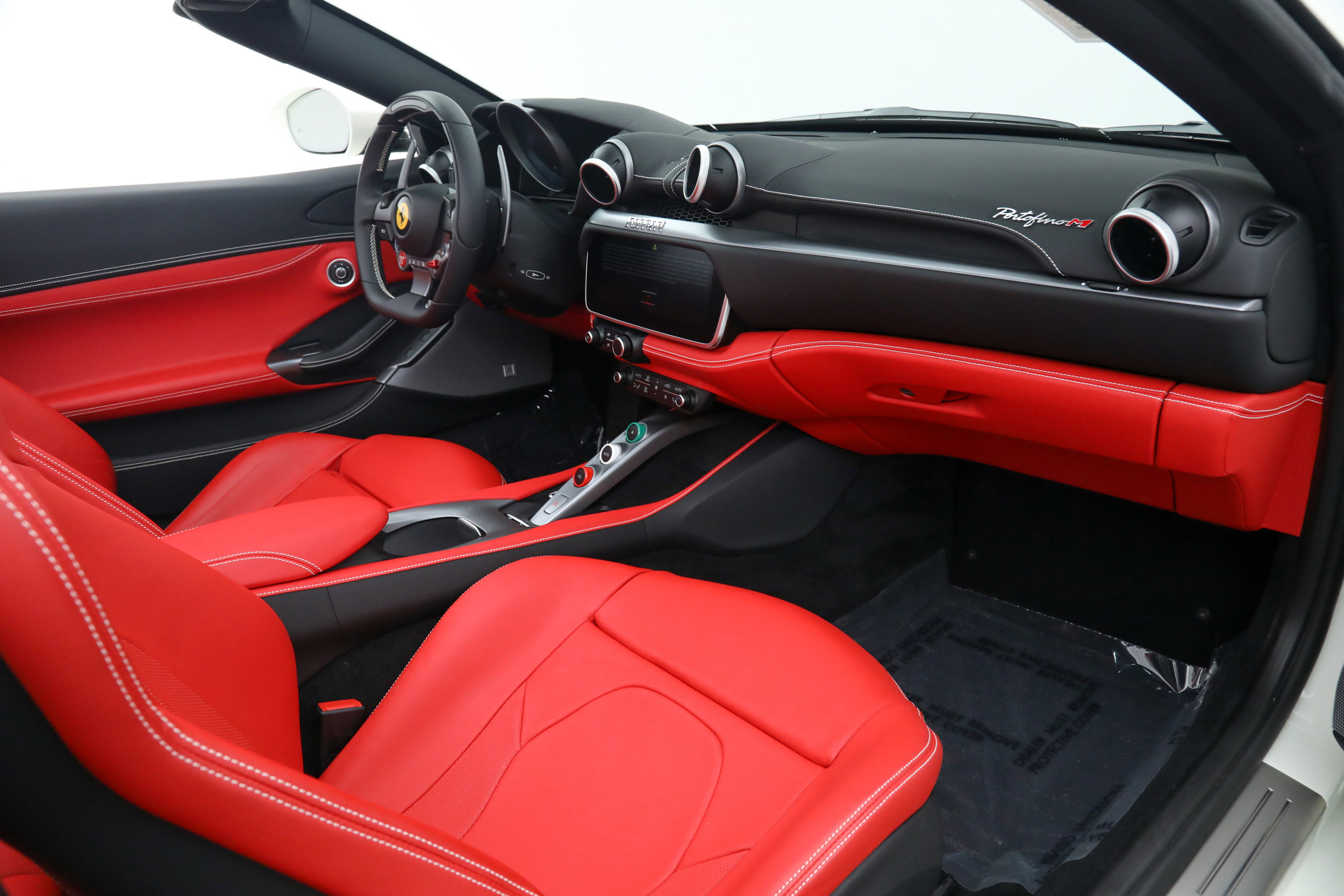 Certified 2022 Ferrari Portofino M RWD image 21