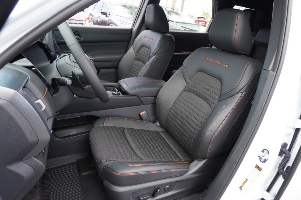 New 2026 Nissan Pathfinder Rock Creek AWD/4WD image 14