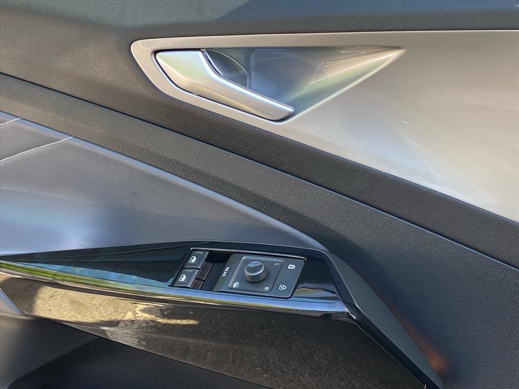 Certified 2023 Volkswagen ID.4 S RWD image 18