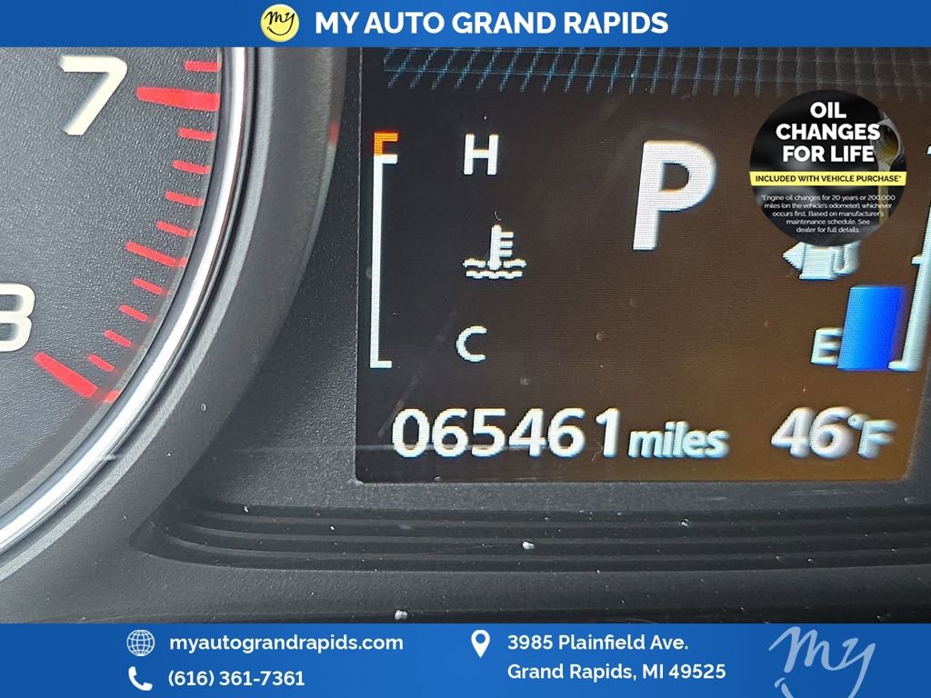 Used 2017 Mitsubishi Outlander SE image 17