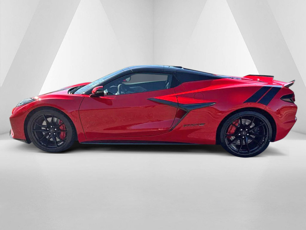 New 2027 Chevrolet Corvette Grand Sport w/ Z52 Sport Performance Package RWD image 4