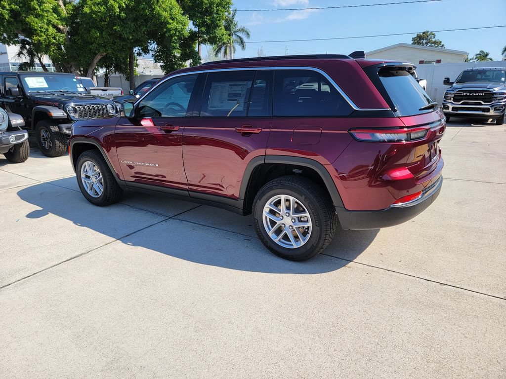 New 2026 Jeep Grand Cherokee Laredo X RWD image 3