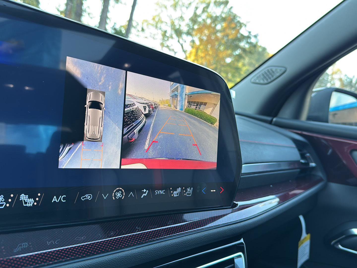 New 2026 Chevrolet Traverse RS w/ LPO, Floor Liner Package image 23