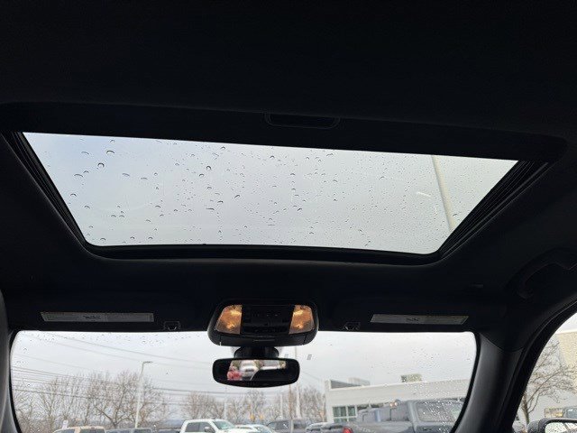 Used 2019 Dodge Durango R/T w/ Blacktop Package image 18