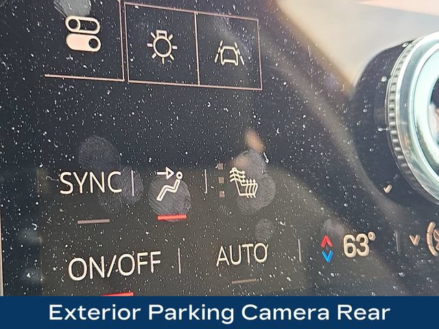 Used 2024 GMC Acadia AT4 AWD/4WD image 17