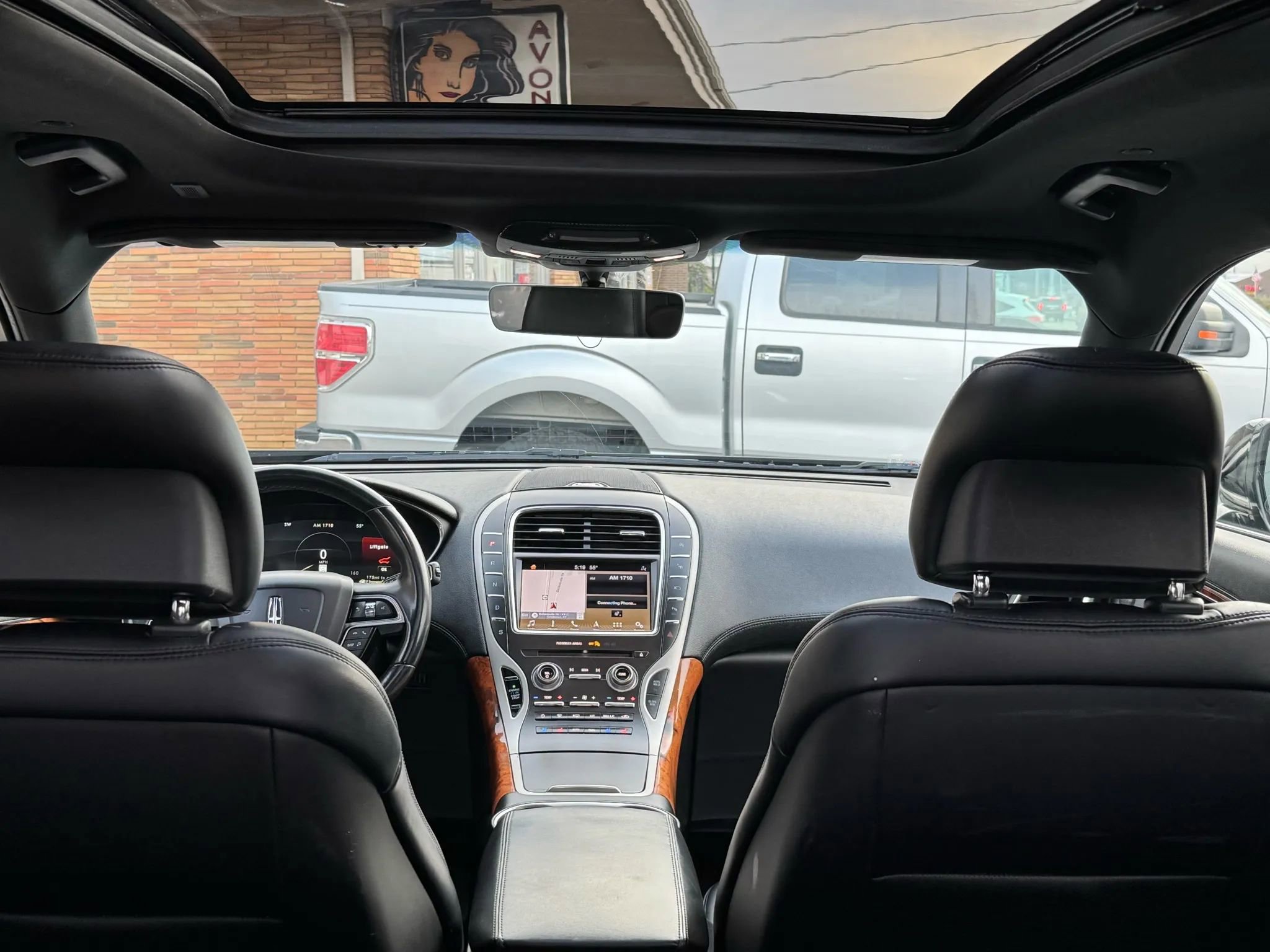 Used 2019 Lincoln Nautilus Reserve image 35