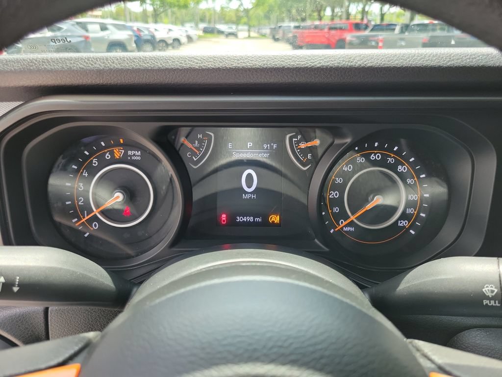 Used 2024 Jeep Gladiator Sport AWD/4WD image 18