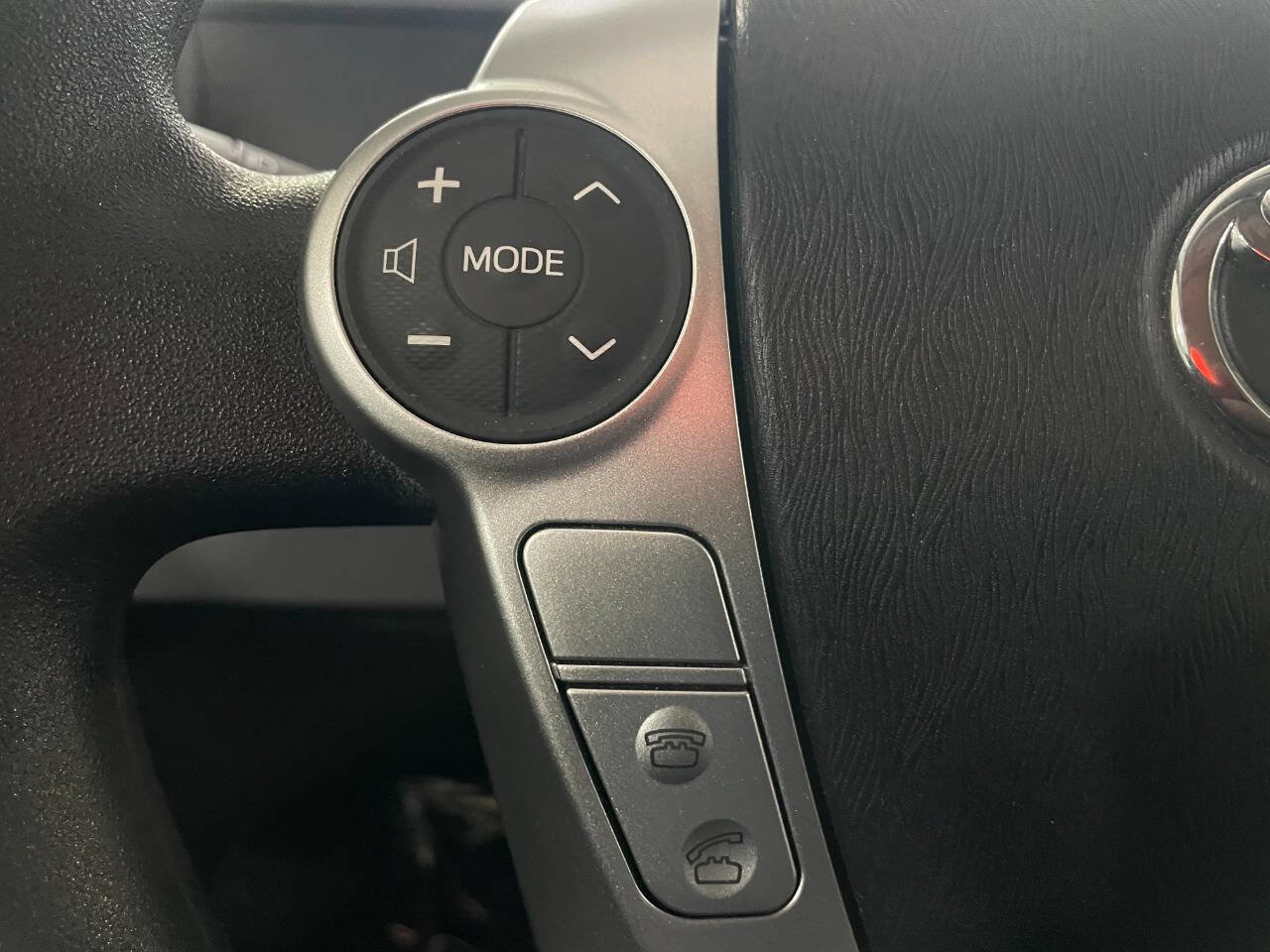 Used 2013 Toyota Prius C Two image 38