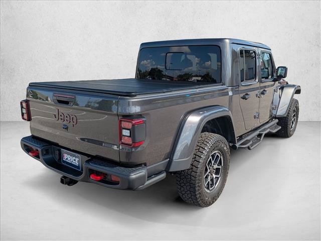 Used 2025 Jeep Gladiator Rubicon w/ Convenience Group AWD/4WD image 5