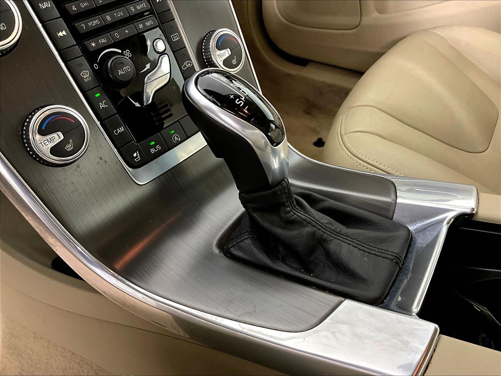 Used 2015 Volvo S60 T5 Premier FWD image 18