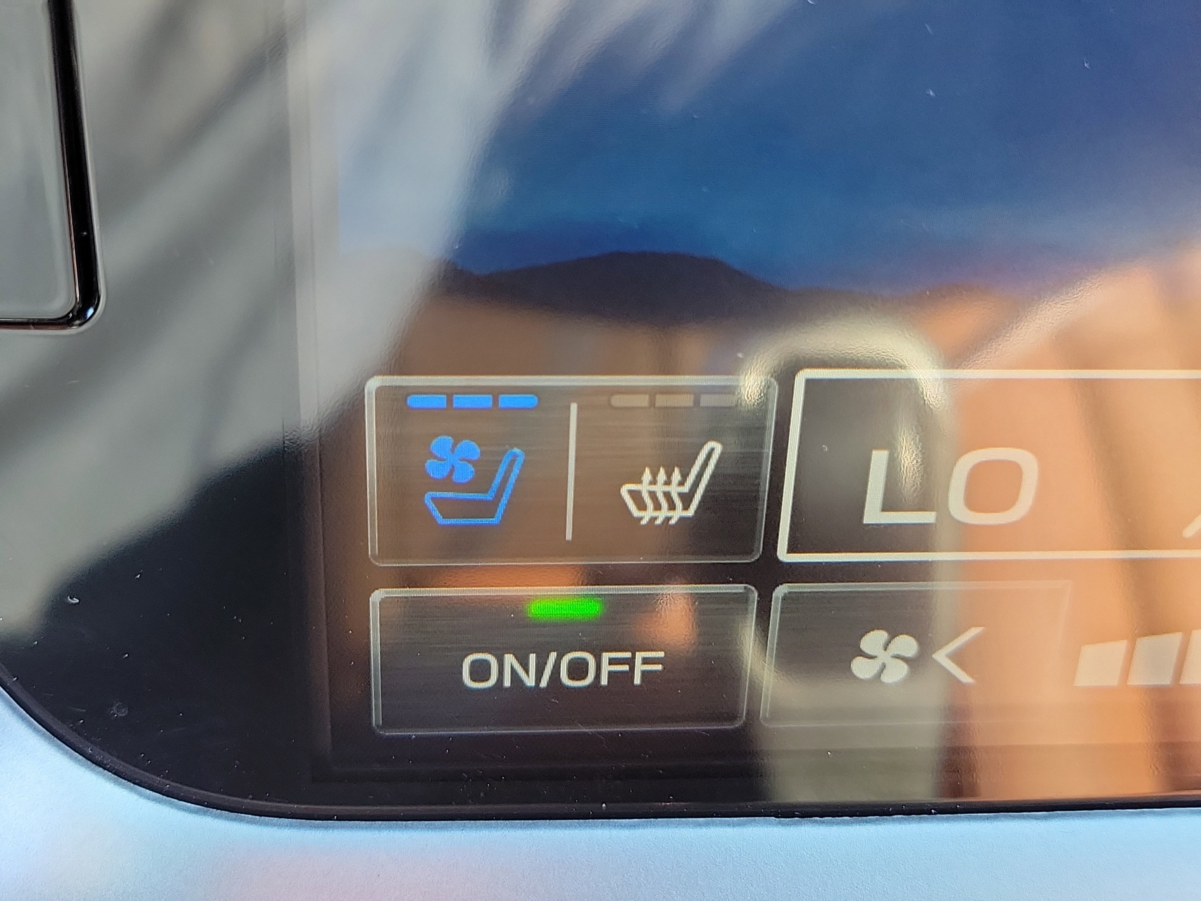 Used 2025 Subaru Outback Touring XT image 24