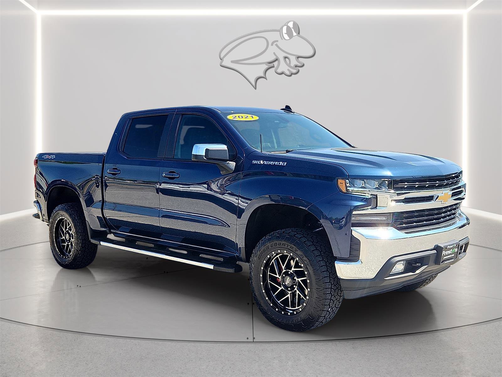 Used 2021 Chevrolet Silverado 1500 LT w/ Bed Protection Package AWD/4WD image 6