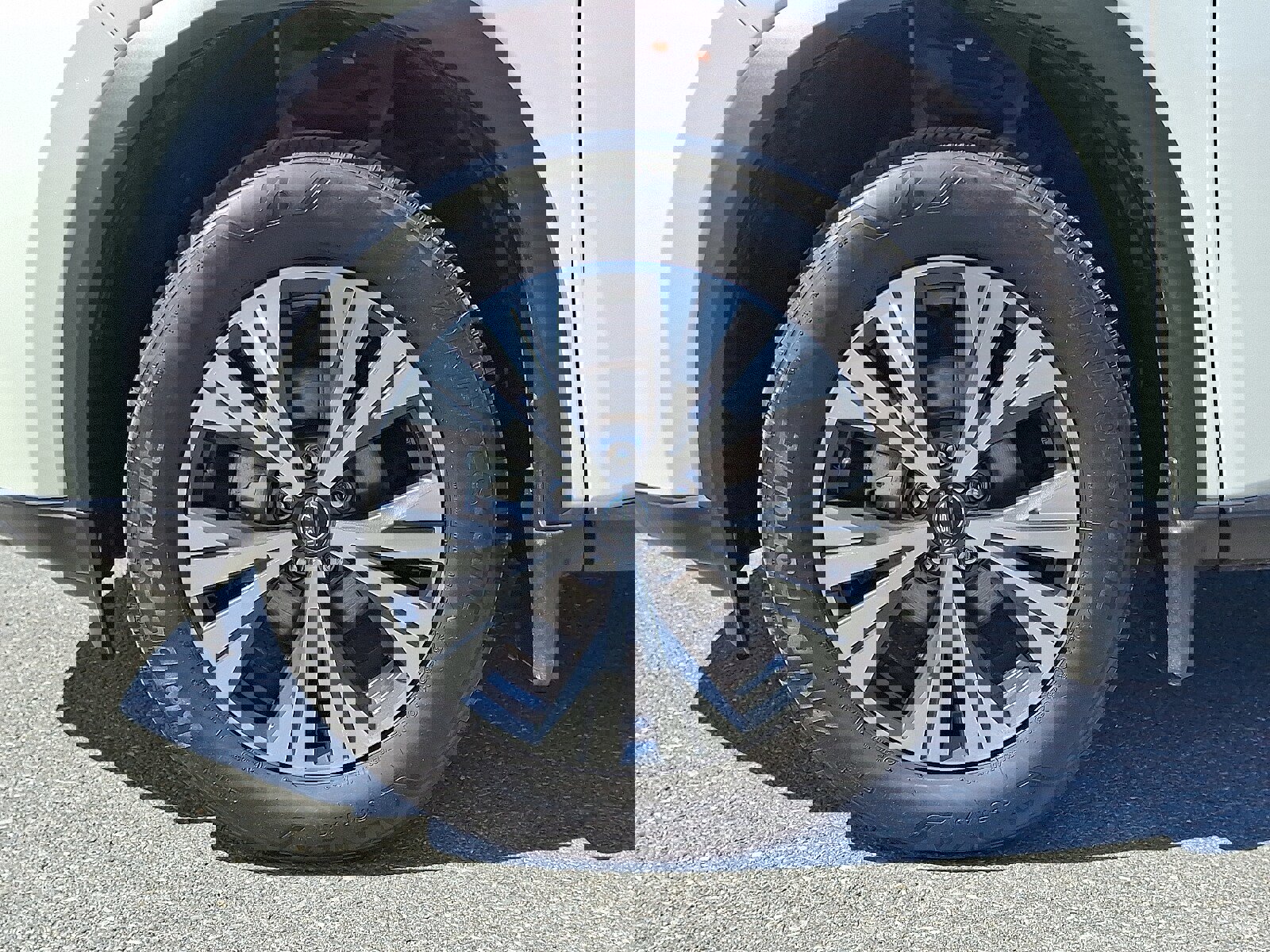 Used 2023 Nissan Rogue SV AWD/4WD image 9