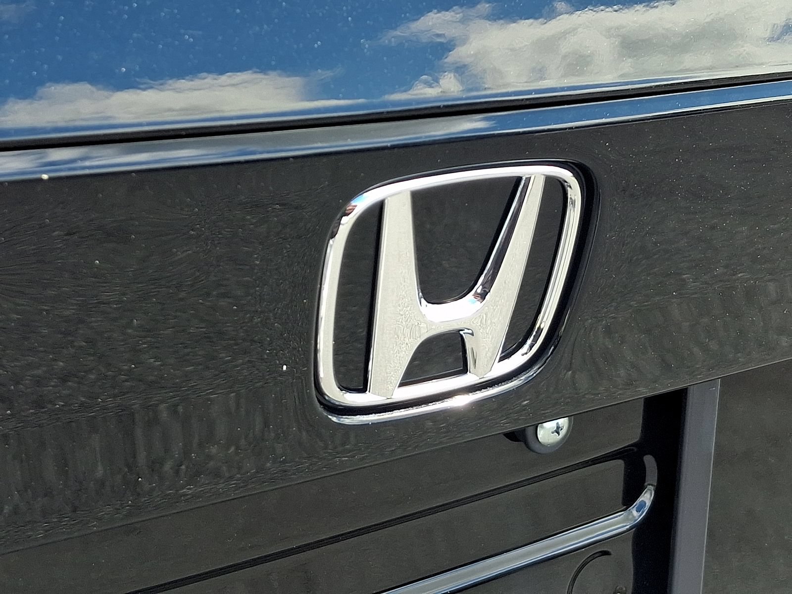 New 2026 Honda Accord SE image 12