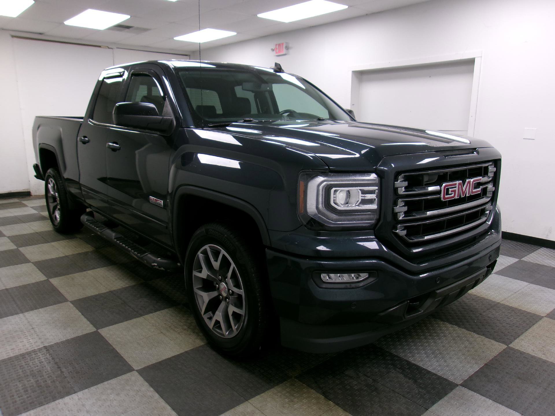 Used 2017 GMC Sierra 1500 SLT AWD/4WD image 15