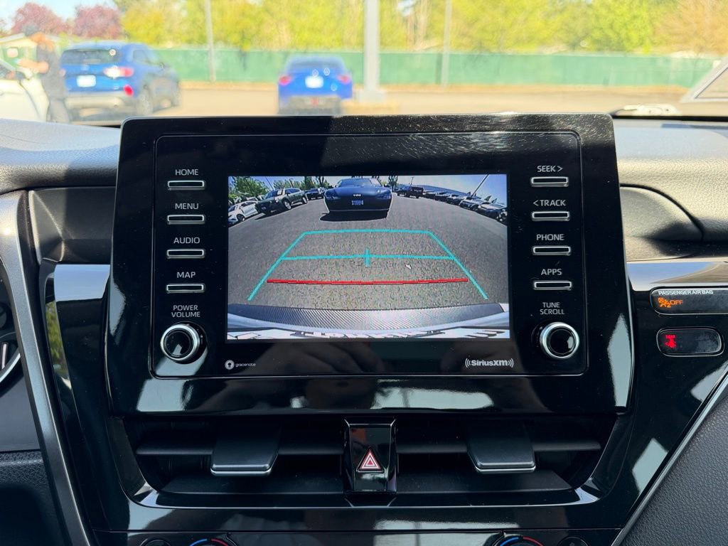 Used 2022 Toyota Camry LE FWD image 21