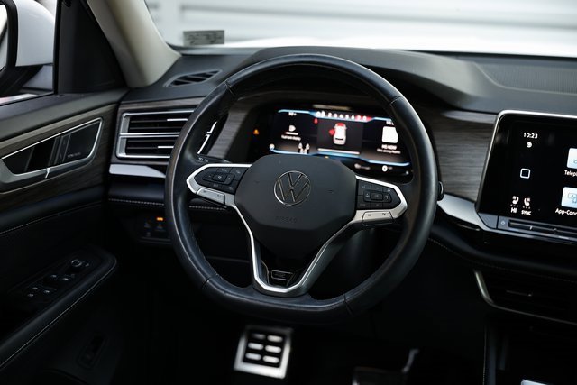 Used 2024 Volkswagen Atlas SEL Premium R-Line image 27