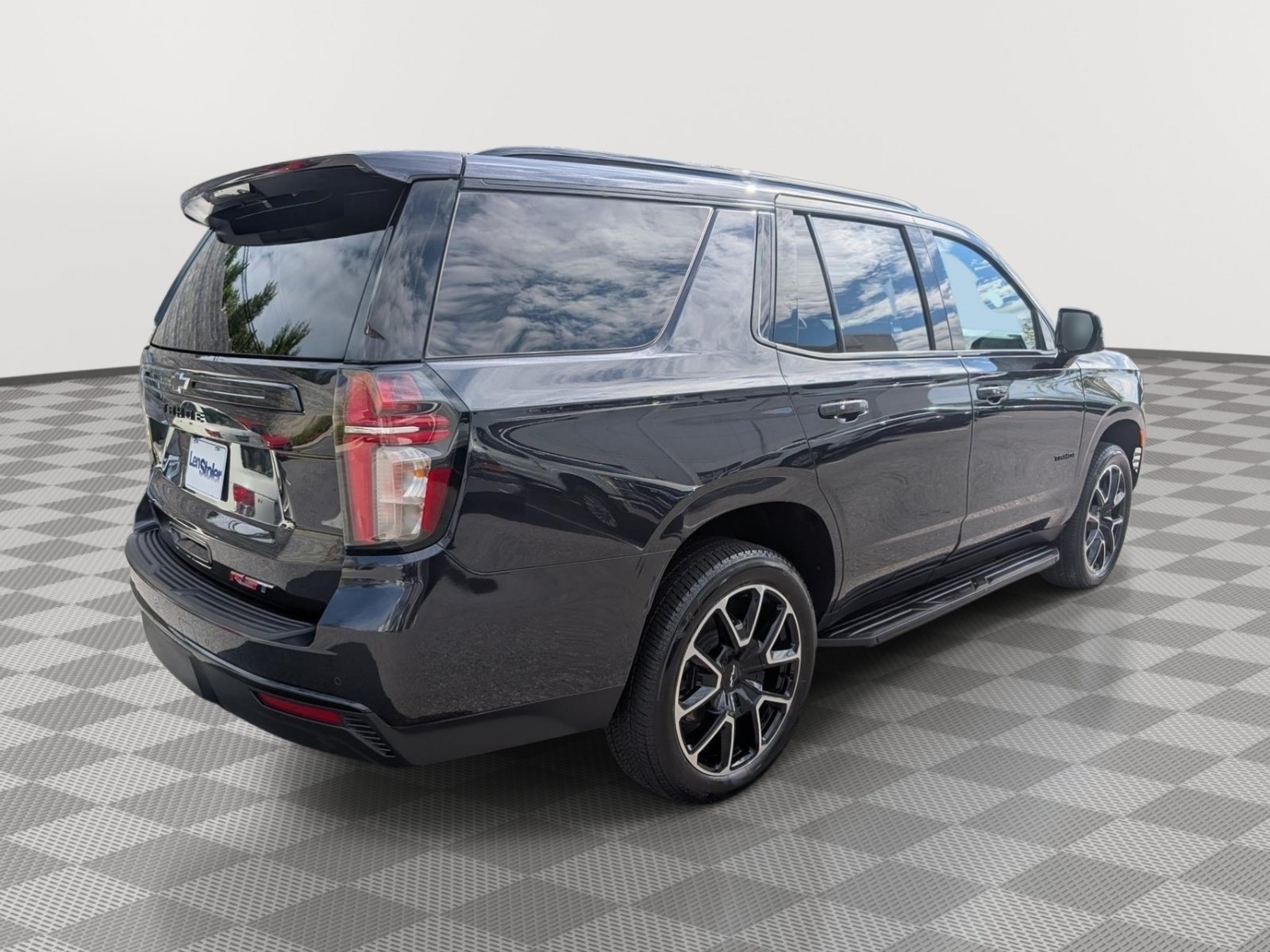 Used 2024 Chevrolet Tahoe RST w/ Luxury Package AWD/4WD image 5