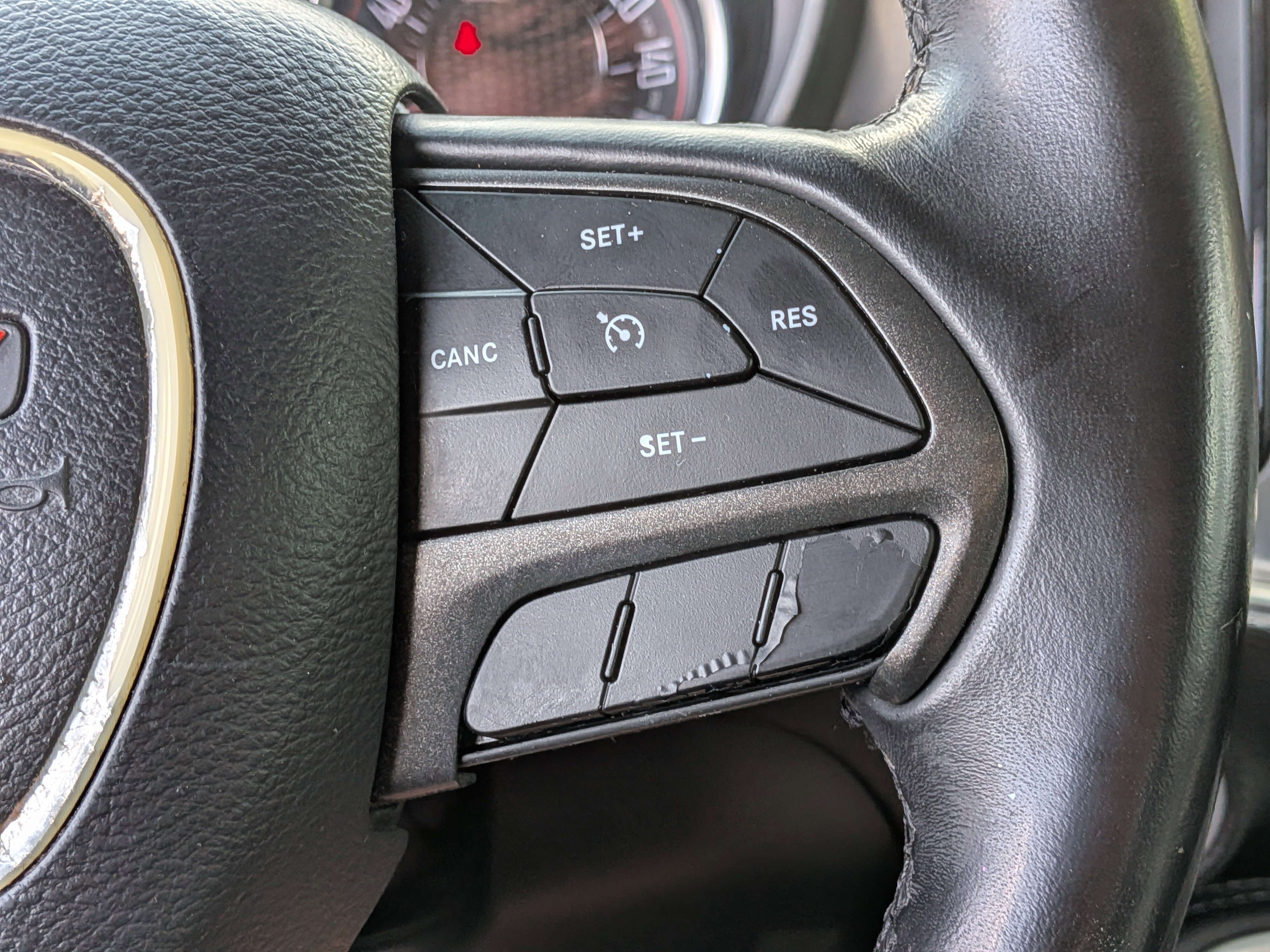 Used 2019 Dodge Challenger SXT image 23