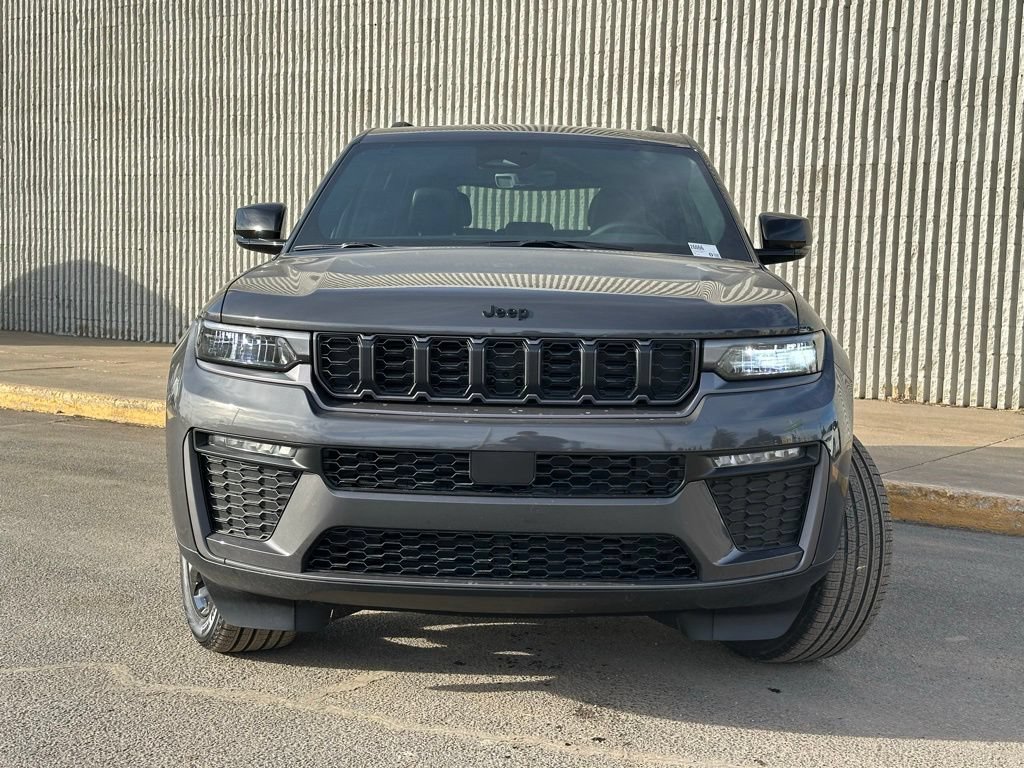 New 2026 Jeep Grand Cherokee Limited w/ Limited Altitude Package AWD/4WD image 7