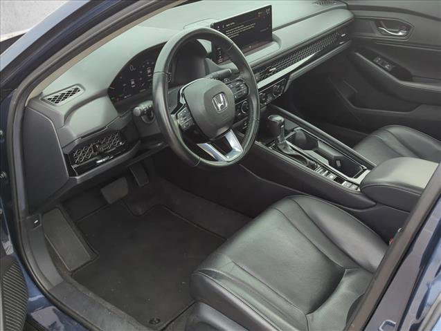 Used 2023 Honda Accord Touring image 11