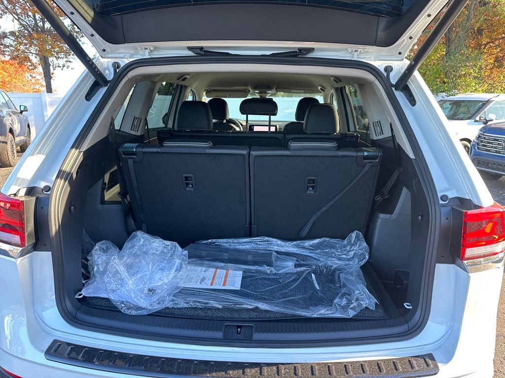 New 2026 Volkswagen Atlas SE image 48