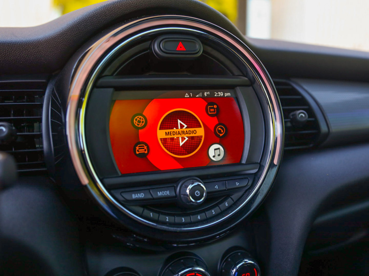 Used 2019 MINI Cooper 2-Door Hardtop image 35