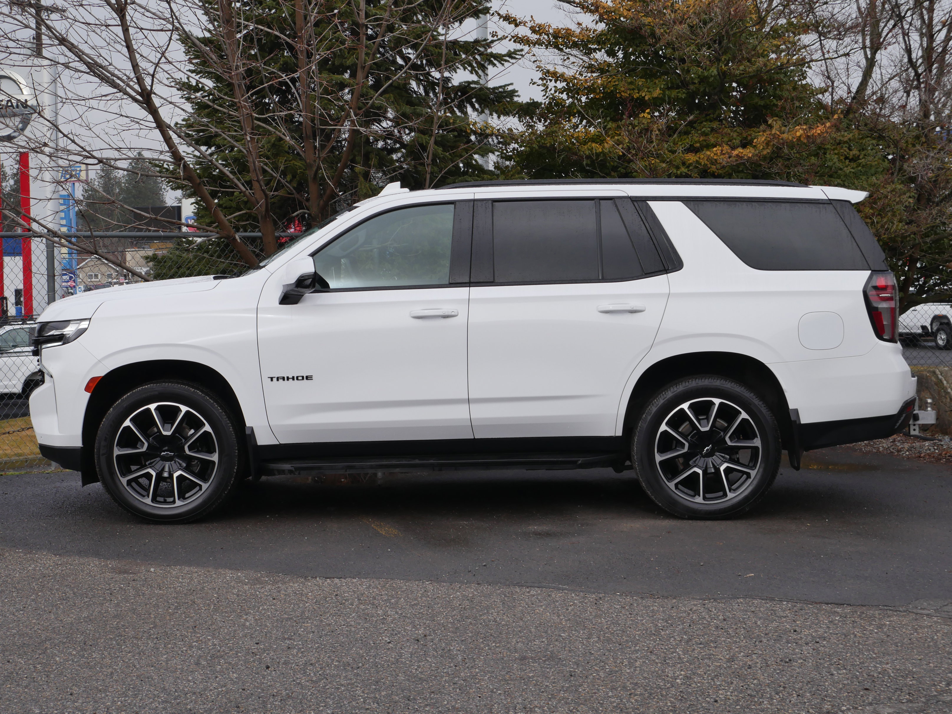 Used 2023 Chevrolet Tahoe RST w/ Luxury Package image 19