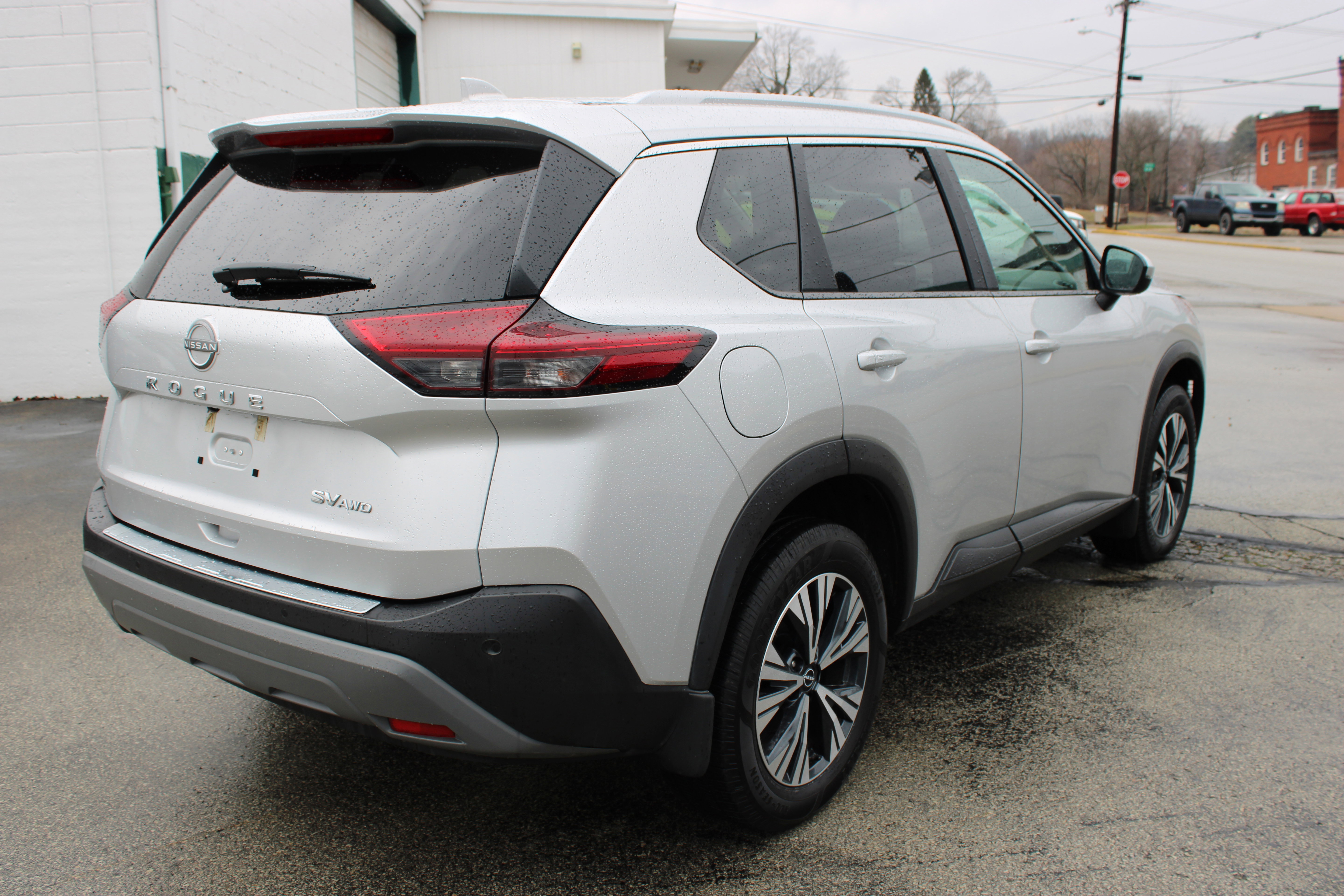 Certified 2023 Nissan Rogue SV w/ SV Premium Package AWD/4WD image 11