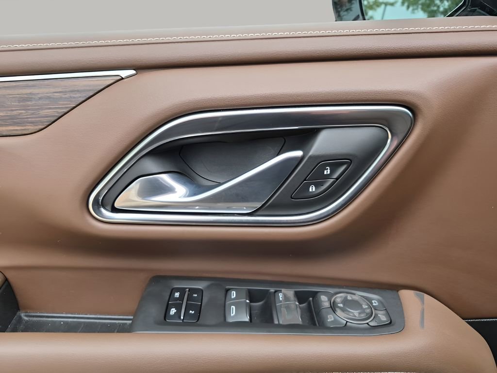 Used 2023 Chevrolet Tahoe High Country w/ Premium Package 2 image 28